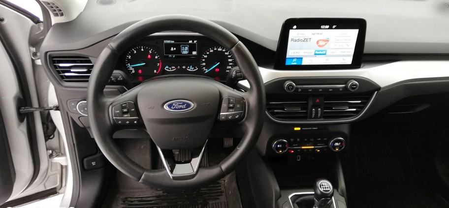 Ford Focus cena 57900 przebieg: 157600, rok produkcji 2019 z Hajnówka małe 497